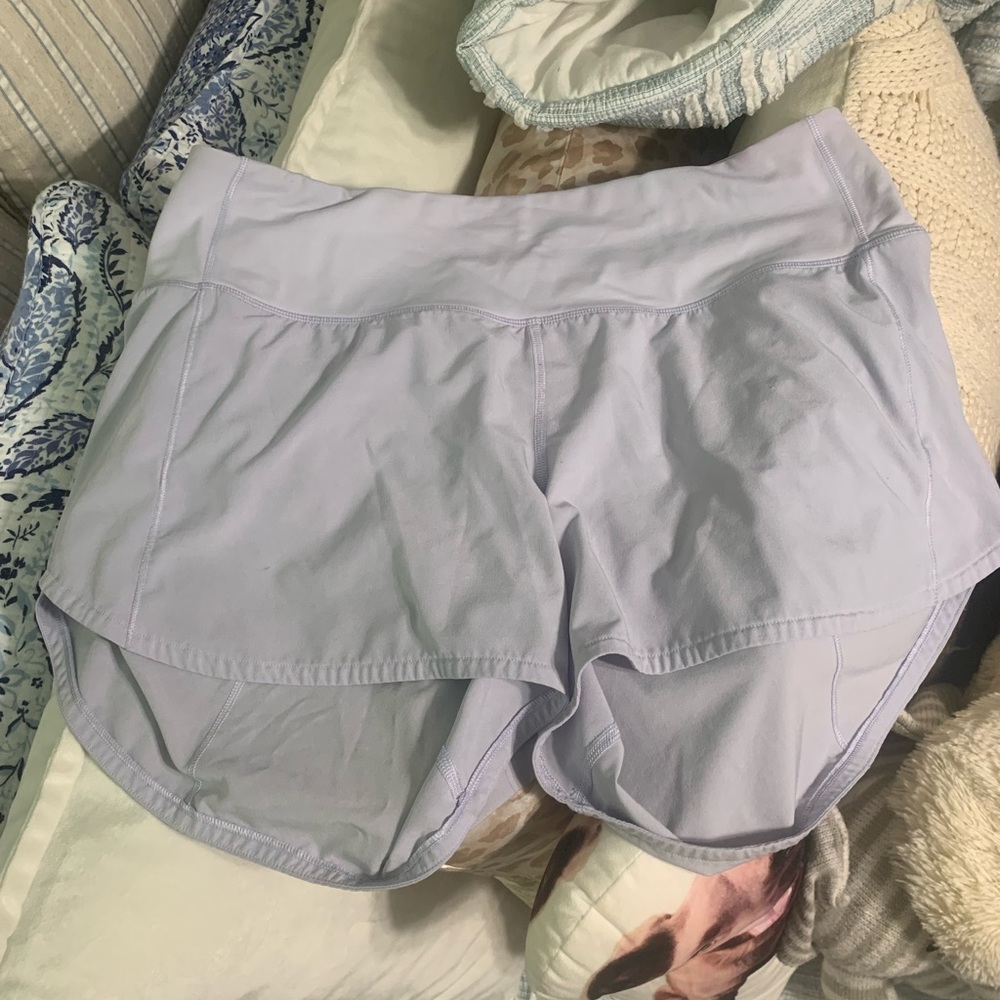 Light Purple Lululemon Speed Up Shorts Size 8 4 Inch Inseam EUC